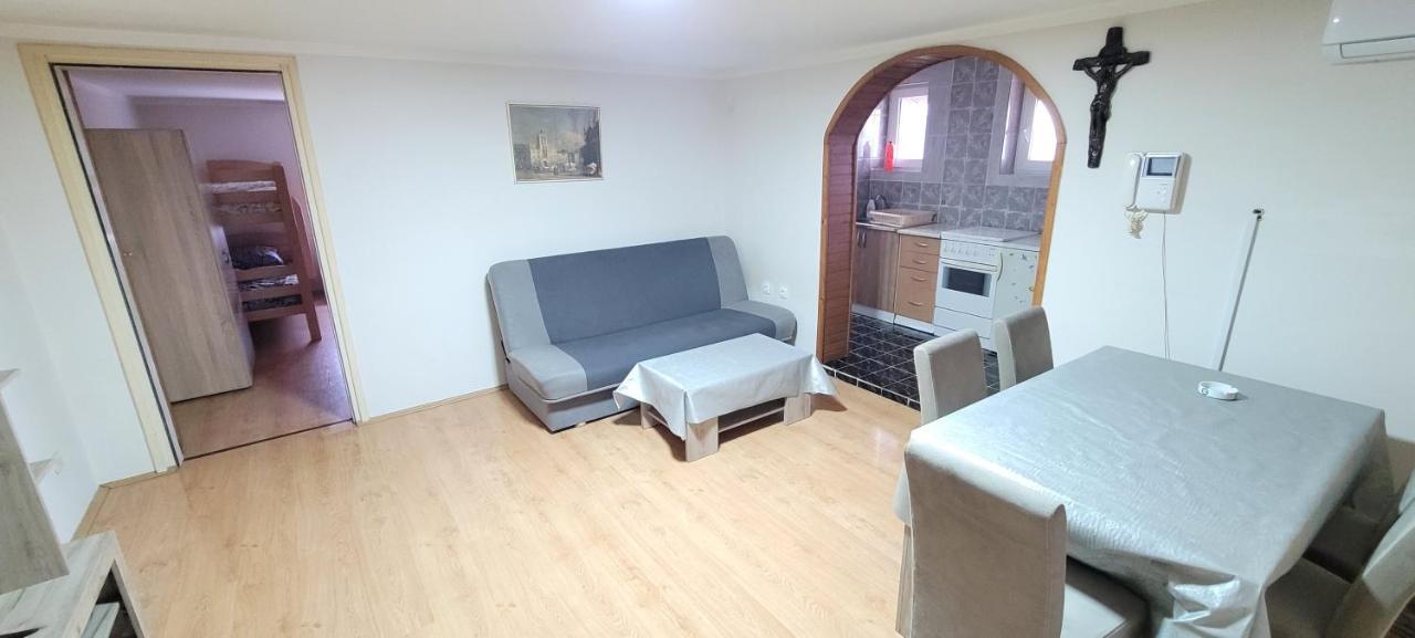 Apartman Progresso Valjevo Buitenkant foto