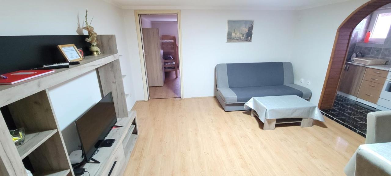 Apartman Progresso Valjevo Buitenkant foto